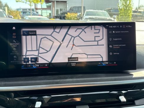 Used 2023 BMW X7 xDrive40i w/ Premium Package AWD/4WD image 22