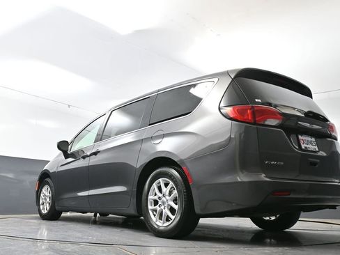 Used 2023 Chrysler Voyager LX FWD image 53