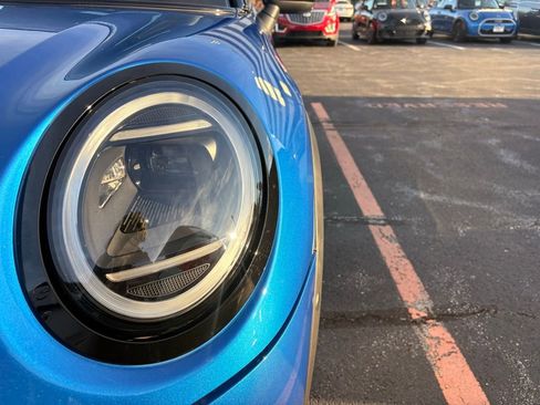 Used 2025 MINI Cooper S image 31