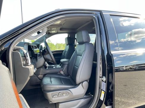 Used 2025 GMC Sierra 2500 Denali w/ Max Trailering Package AWD/4WD image 42