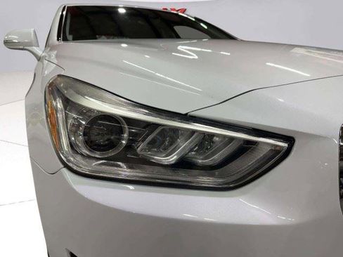 Used 2019 Genesis G90 5.0 Ultimate RWD image 14