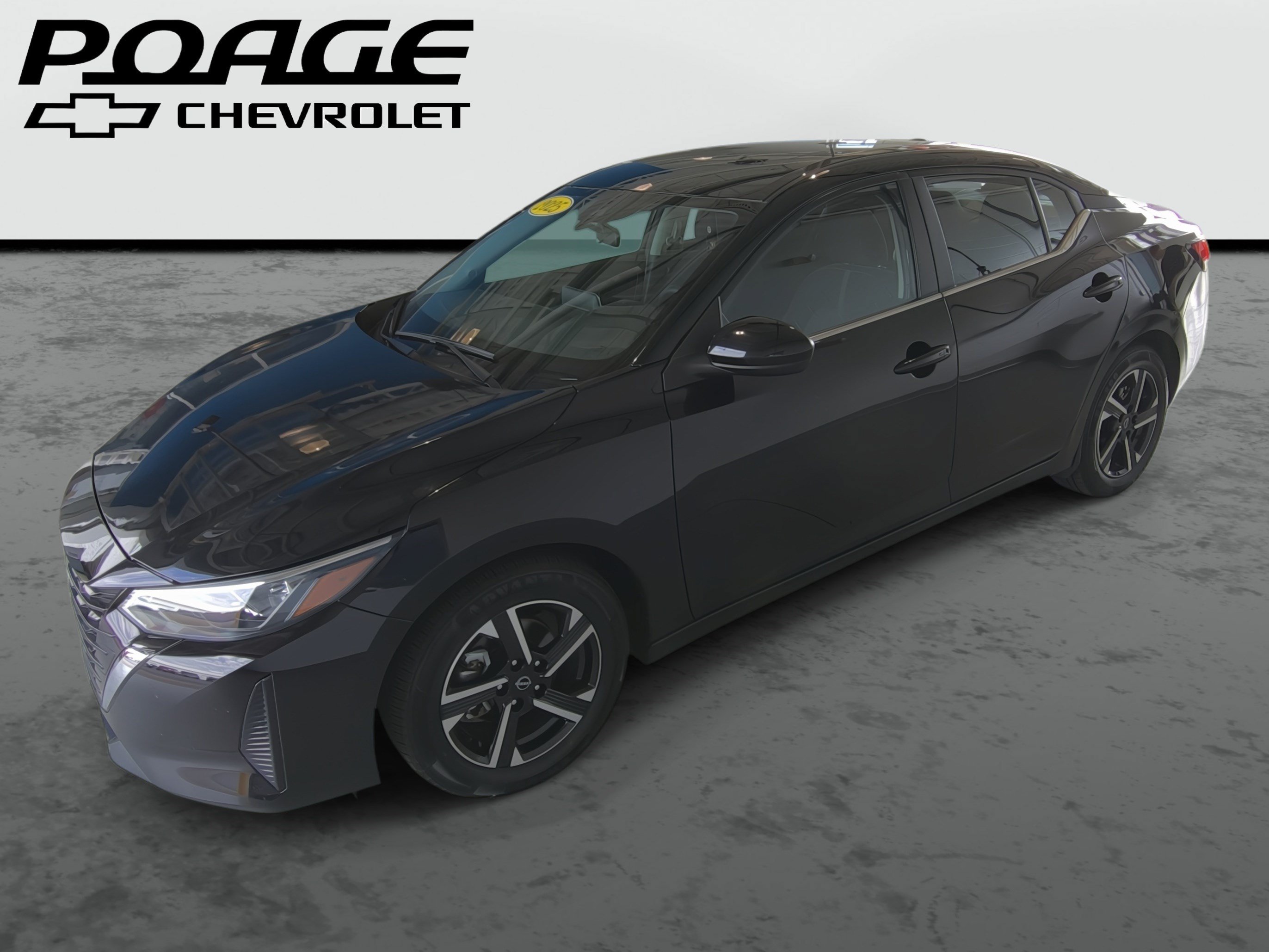 Used 2025 Nissan Sentra SV FWD image 1