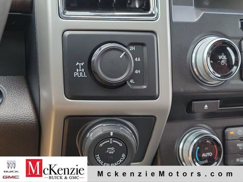 Used 2018 Ford F150 King Ranch w/ Equipment Group 601A Luxury AWD/4WD image 21