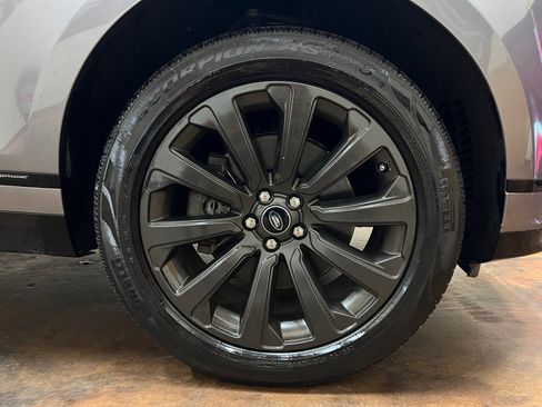 Used 2020 Land Rover Range Rover Velar R-Dynamic S image 11