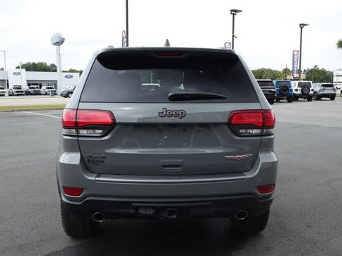 Used 2019 Jeep Grand Cherokee Trailhawk AWD/4WD image 7