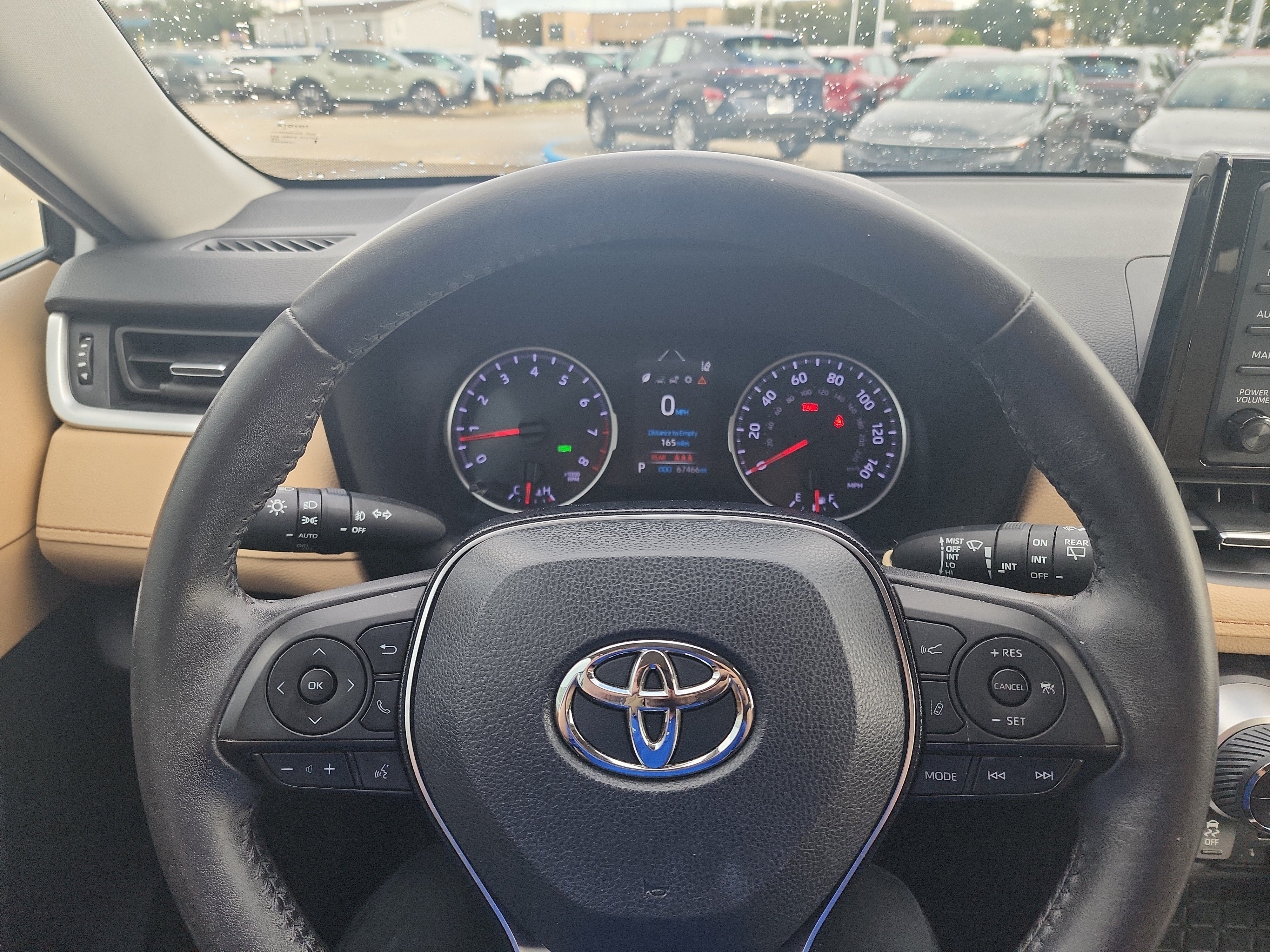 Used 2019 Toyota RAV4 XLE Premium FWD image 19