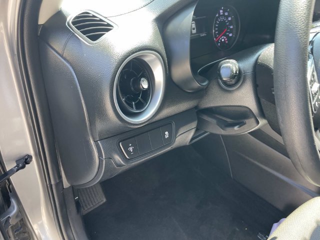 Used 2024 Kia Forte LXS FWD image 21