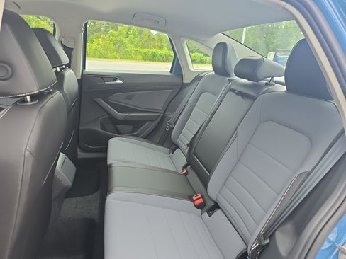 New 2026 Volkswagen Jetta SE image 13