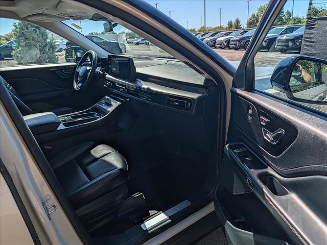 Used 2025 Lincoln Aviator AWD w/ Equipment Group 101A image 13