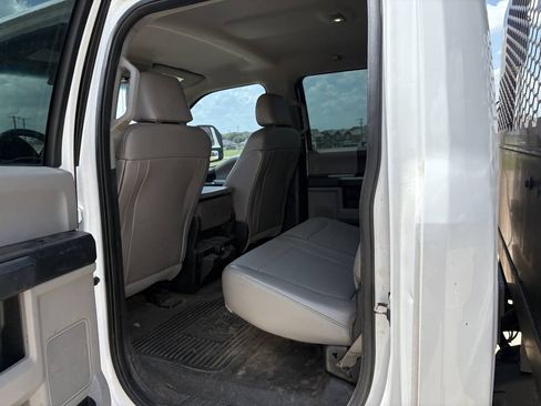 Used 2018 Ford F350 XL w/ Power Equipment Group RWD image 11