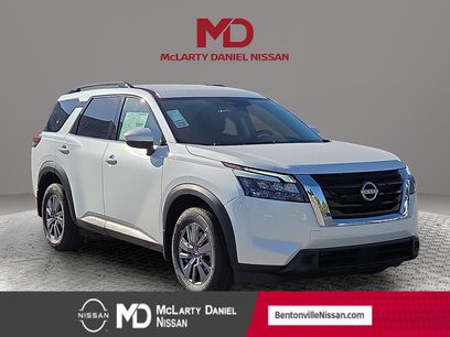 New 2025 Nissan Pathfinder SV