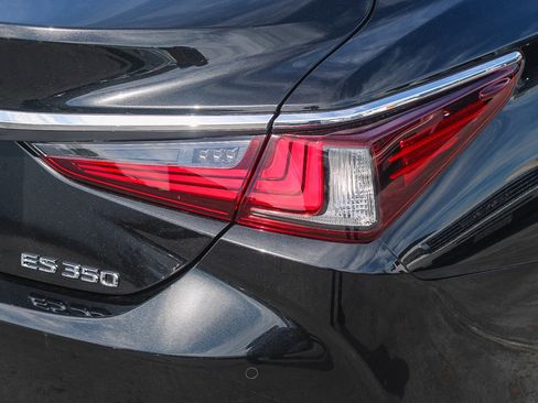 Used 2020 Lexus ES 350 w/ Premium Package image 10