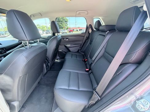 Used 2026 Nissan Rogue SL AWD/4WD image 28
