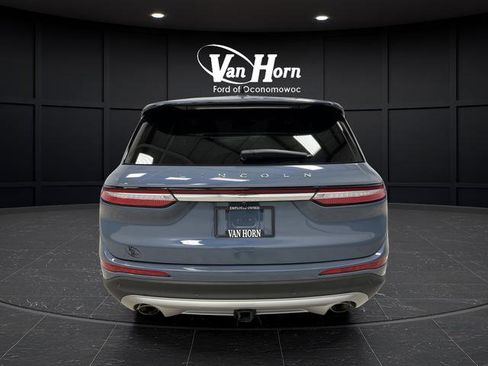 Used 2025 Lincoln Corsair Reserve w/ Towing Package image 13