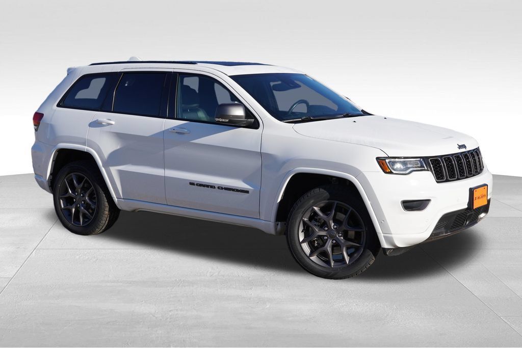 Certified 2021 Jeep Grand Cherokee Limited w/ Quick Order Package 28K 80th AWD/4WD image 2