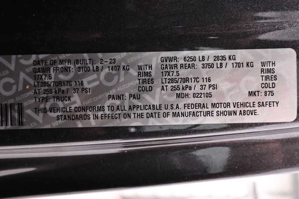Used 2023 Jeep Gladiator Rubicon w/ LED Lighting Group AWD/4WD image 48