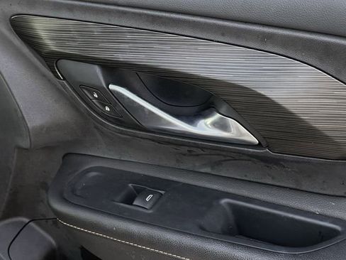 Used 2019 GMC Terrain SLT w/ Preferred Package image 25