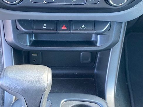 Used 2016 Chevrolet Colorado W/T image 17