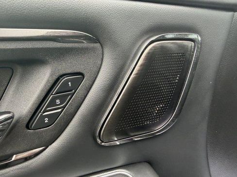 Used 2022 RAM 1500 Limited AWD/4WD image 17