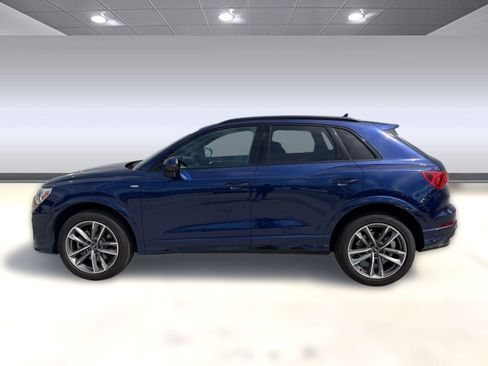 Used 2024 Audi Q3 2.0T Premium Plus AWD/4WD image 2