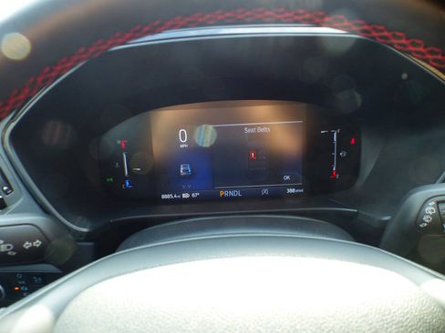 Used 2025 Ford Escape ST-Line w/ Tech Pack #1 AWD/4WD image 19