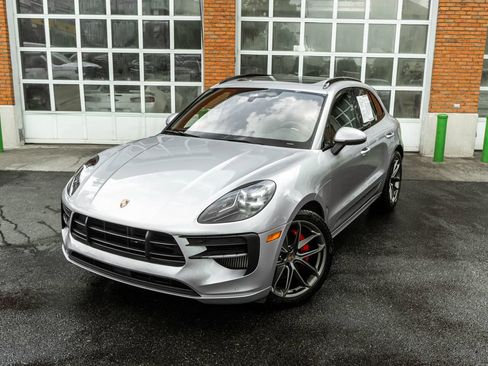 Used 2021 Porsche Macan GTS AWD/4WD image 2