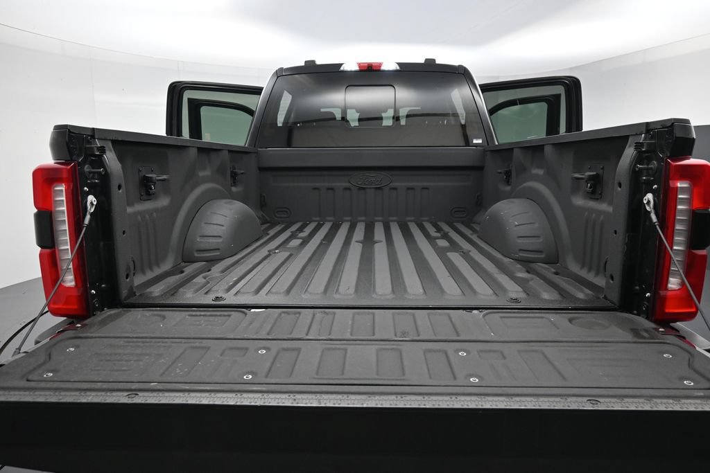 Used 2023 Ford F350 XL w/ STX Appearance Package AWD/4WD image 29