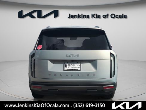 New 2027 Kia Telluride S image 4
