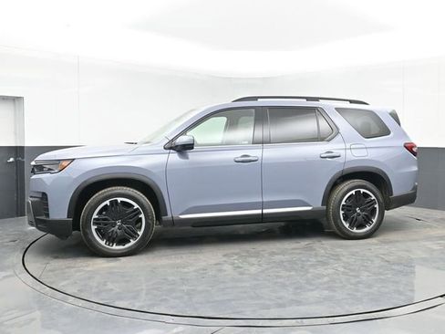 New 2026 Honda Pilot Touring image 6