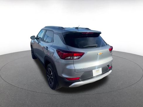 Used 2025 Chevrolet TrailBlazer LT image 11