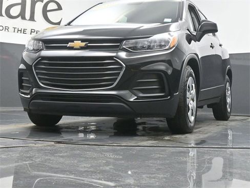 Used 2019 Chevrolet Trax LS image 55