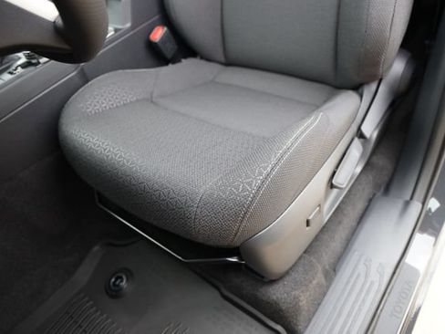 New 2026 Toyota 4Runner SR5 AWD/4WD image 15