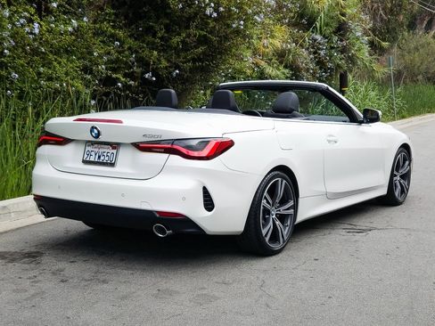 Used 2023 BMW 430i Convertible w/ Premium Package image 6