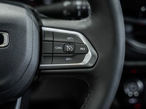 New 2026 Jeep Compass Latitude image 26