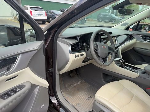 Used 2021 Cadillac XT6 Premium Luxury AWD/4WD image 10