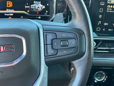 Certified 2023 GMC Sierra 1500 SLT image 17