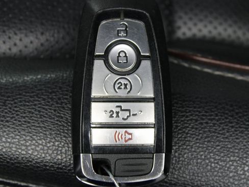 Used 2023 Ford F250 Lariat w/ Lariat Ultimate Package image 75