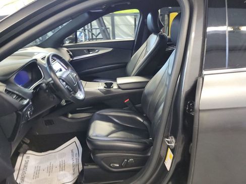 Used 2019 Lincoln Nautilus Select image 7