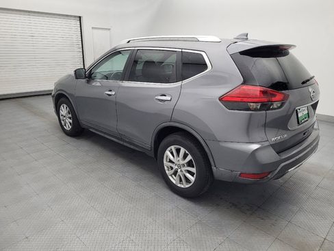 Used 2017 Nissan Rogue SV w/ SV Premium Package FWD image 3