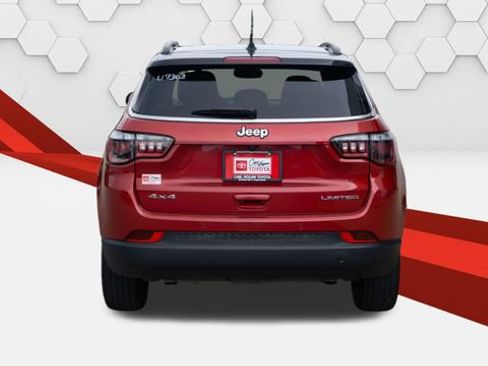 Used 2025 Jeep Compass Limited AWD/4WD image 4