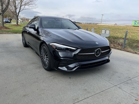 New 2026 Mercedes-Benz CLE 300 4MATIC Coupe image 2