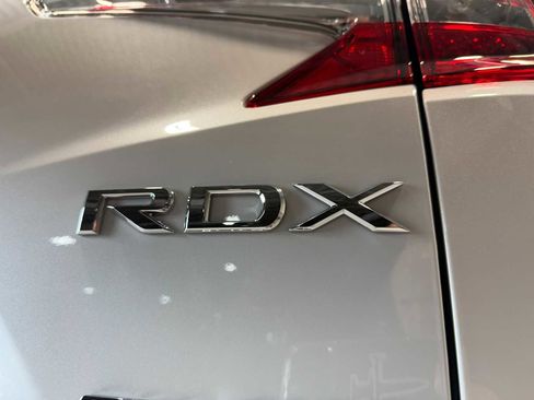 New 2026 Acura RDX SH-AWD image 8