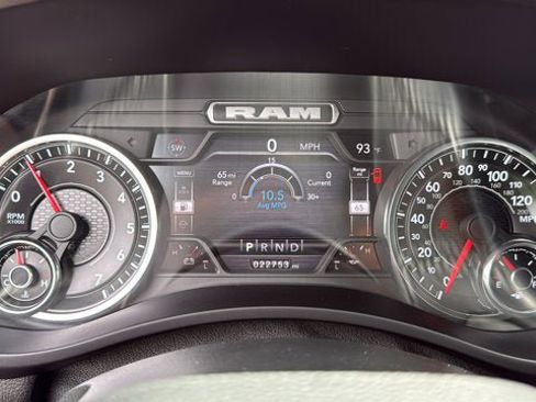 Used 2022 RAM 2500 Laramie AWD/4WD image 18