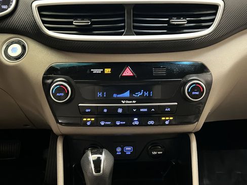 Used 2019 Hyundai Tucson SEL image 19