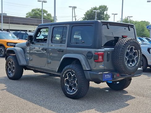 Used 2023 Jeep Wrangler Unlimited Sahara w/ Cold Weather Group AWD/4WD image 7