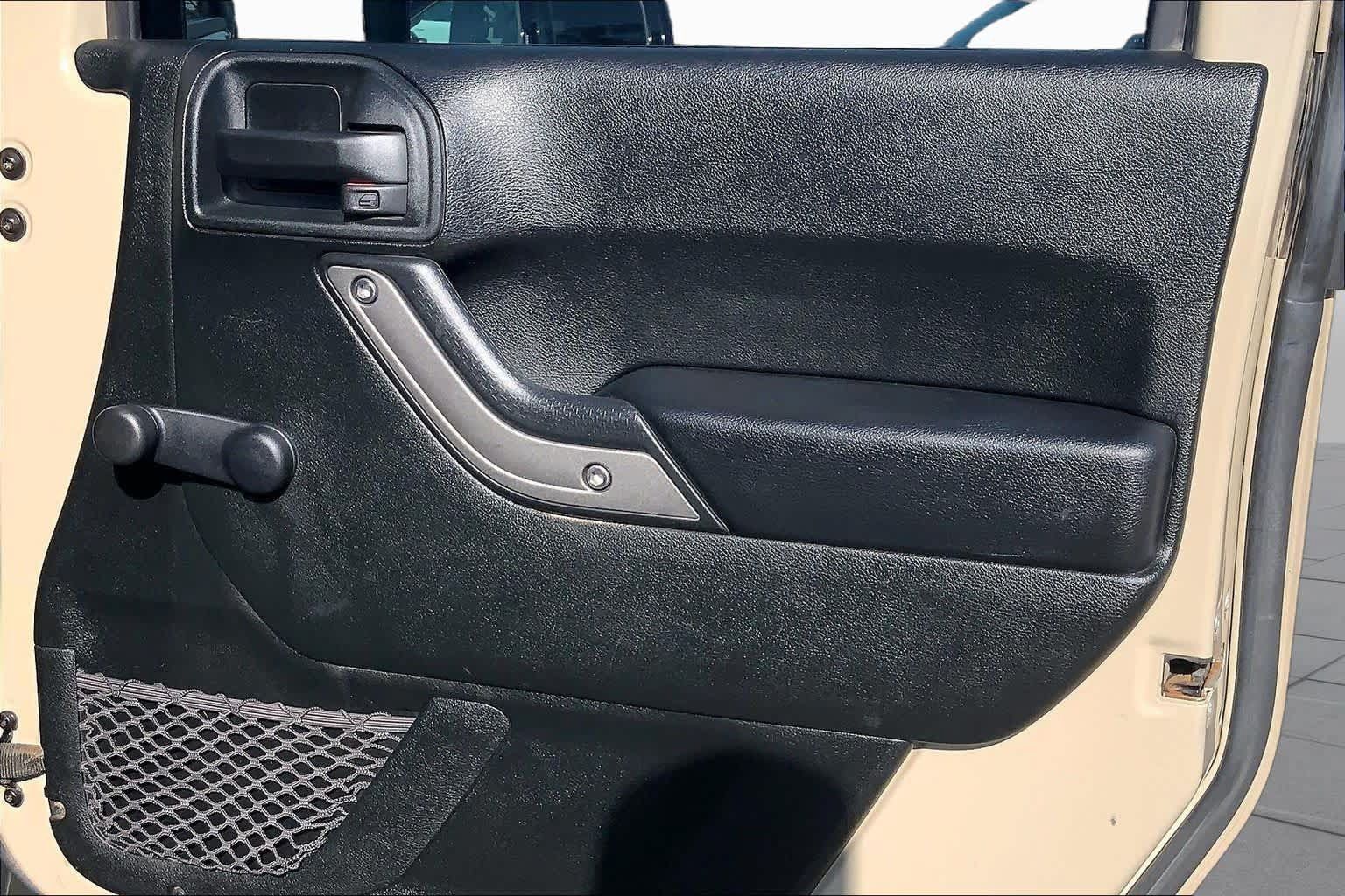 Used 2017 Jeep Wrangler Sport AWD/4WD image 23