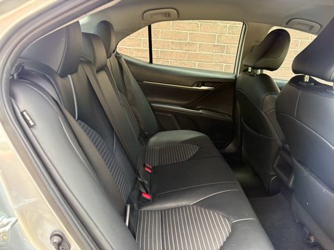Used 2024 Toyota Camry SE FWD image 20