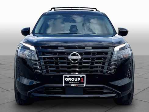 Used 2026 Nissan Pathfinder SV FWD image 4