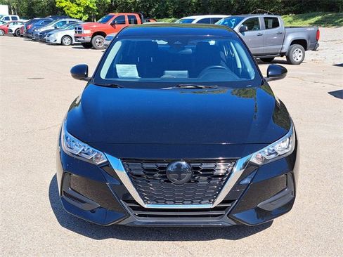 Used 2022 Nissan Sentra SV w/ Trunk Package image 8