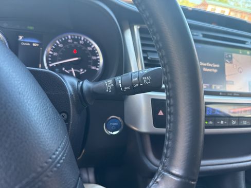 Used 2019 Toyota Highlander Limited Platinum AWD/4WD image 19
